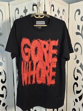 Teen Hearts Gore  T Shirt Large Black Red Horror Goth Punk Emo Graphic NWT
